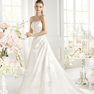 Avenue Diagonal by Pronovias Wedding Dress Orla